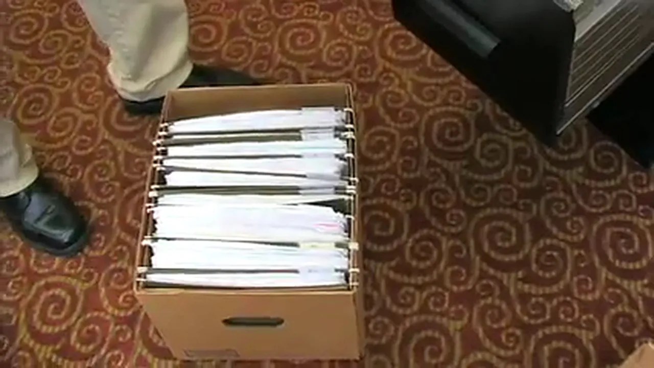 Files mid-pack